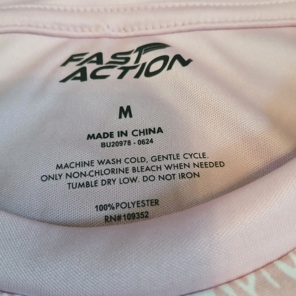 Inter Miami Soccer Jersey Mens Size Medium (NWOT) - Picture 3 of 3